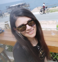 Profile picture for user Paola D'Elia